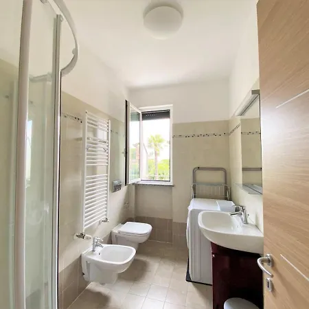 Сasa de vacaciones Prestige Apt Lake Como Colico