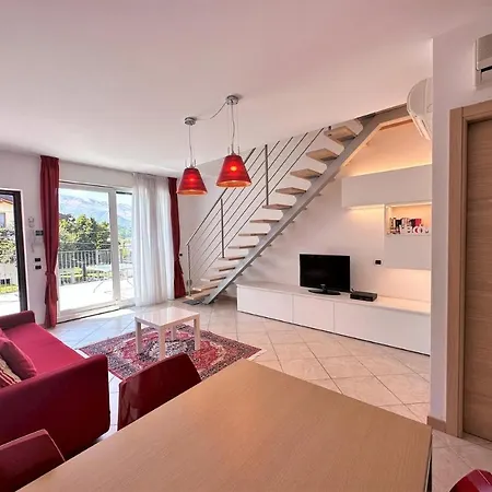 Сasa de vacaciones Prestige Apt Lake Como